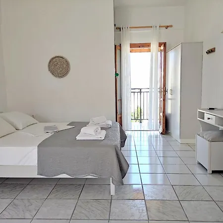 Emilia Apartmanhotel *