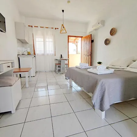 Emilia Apartmanhotel Elúnda