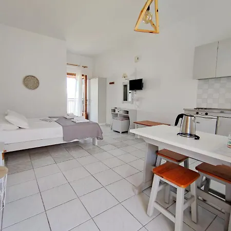 Emilia Apartmanhotel